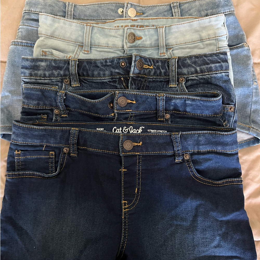 Bundle - 5 pair Jean shorts, 1 fabric short